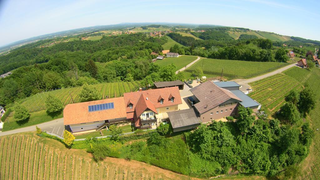 Weingut Gaestezimmer Gruber Еренхаузен Екстериор снимка